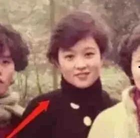 娱乐圈吃瓜资深少女,揭秘明星幕后故事